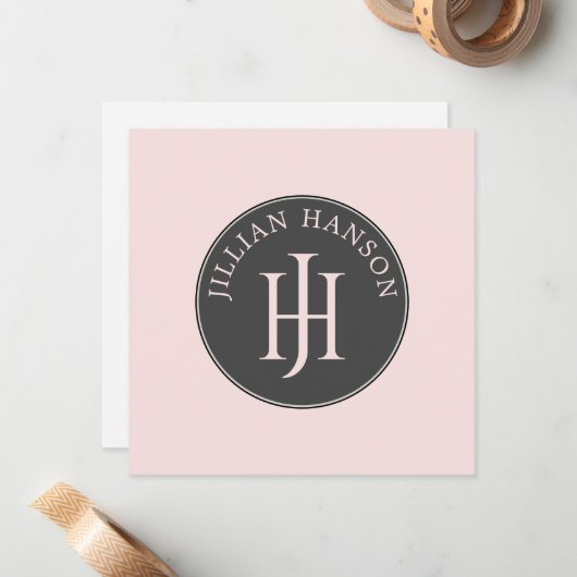 Artistiek Persoonlijk Monogram Naam Logo Blush Roz Notitiekaartje (Voorkant / Achterkant in situ)