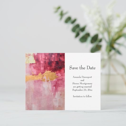 Artistieke borstel streken goud en roze bruiloft aankondigingskaart (Staand voorkant)