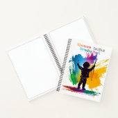 Artistieke expressie I Kind schilderen op de muur Notitieboek (Binnen)