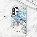 Artistieke gepersonaliseerde lichte pastelblauwe R Samsung Galaxy Hoesje<br><div class="desc">Pas dit mooie ontwerp met jouw naam of monogram aan. Beschikt over bleke stoffige blauwe rozen,  wilde bloemen en hortensia bloesems met lichte pastelsalie gebladerte op eierschaal achtergrond.</div>