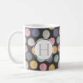 artistieke kleurrijke pastelpolka dot monogram koffiemok