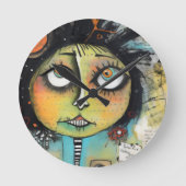 ArtLady 19 Charmant en bedroefd Ronde Klok (Voorkant)