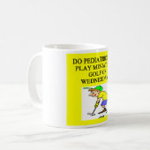 Arts kinderarts grap koffiemok (Voorkant links)