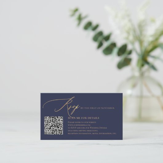 ArtsApp Blue QR Code RSVP Faux Gold Calligraphy Informatiekaartje (Staand voorkant)
