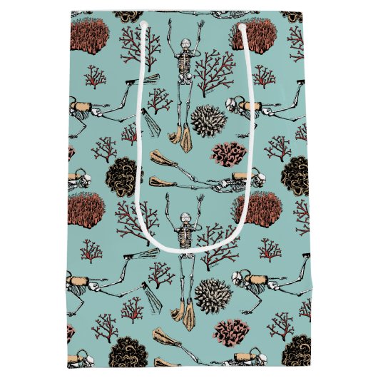Artsy Blauw Zwemmen Duiker Koraal Tekening Medium Cadeauzakje (Achterkant)