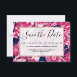 Artsy Modern Fuschia Navy Acryl Floral Leaves Save The Date<br><div class="desc">Artsy, modern, meisjes en , roze, wazige roze en witte acrylbeschilderde bloemen en bladeren, illustratiepatroon op een donkerblauw marineklein. ***BELANGRIJKE NOTA VAN HET ONTWERP: Voor om het even welk verzoek van het douaneontwerp zoals passende productverzoeken, kleurenveranderingen, plaatsingsveranderingen, of een ander veranderingsverzoek, te klikken gelieve op de "CONTACT"knoop of de ontwerper...</div>