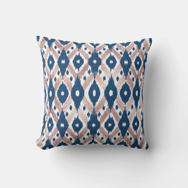 Artsy Modern Roos Gold Navy Blue Ikat Geo Buitenkussen (Voorkant)