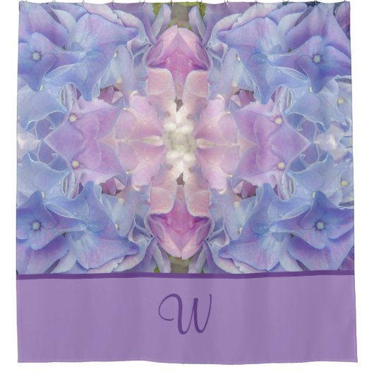 Arty Blue Paars Lavender Pink Floral Monogram Douchegordijn (Voorkant)