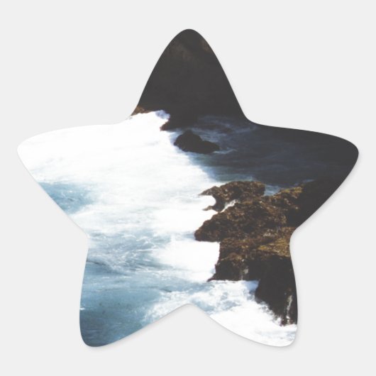 Arubaanse Oceaan Die Breekt Op De Rotsen Ster Sticker (Voorkant)
