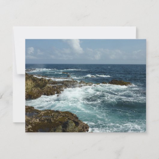 Aruba's rotsachtige kust en blauwe oceaan (Voorkant)