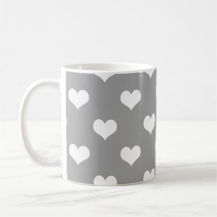 Asgrijze liefdeshartpatroonontwerp koffiemok