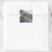 Ash en stoom gaan door met blazen vierkante sticker (Tas)