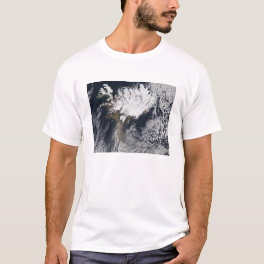 Ash plume uit de Eyjafjallajokull Volcano, IJsland T-shirt (Voorkant)
