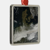 Ash plume uit Eyjafjallajokull Volcano 2 Metalen Ornament (Rechts)