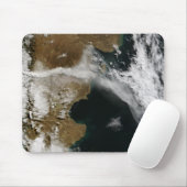 Ash plume van de uitbarsting van Chaiten vulcano,  Muismat (Met muis)