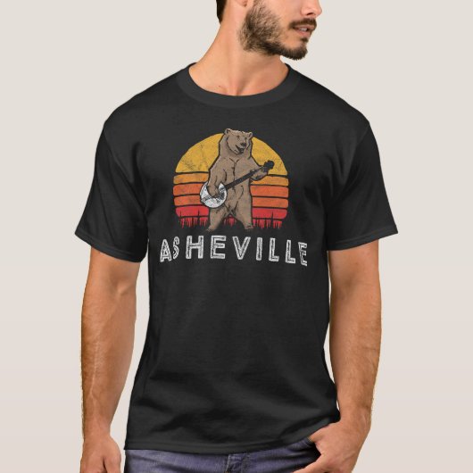 Asheville NC Bluegrass Banjo Bear Funny Retro Grap T-shirt (Voorkant)
