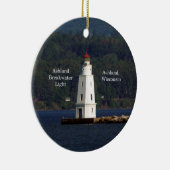 Ashland Breakwater Light ornament (Rechts)