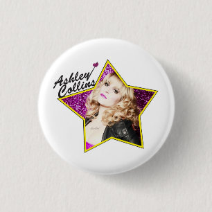 Ashley Collins Star Pin Badge. Ronde Button 3,2 Cm
