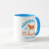 Ashton & Co. K9 Academy 11 oz. 2c. Lichtblauw logo Mok (Voorkant rechts)