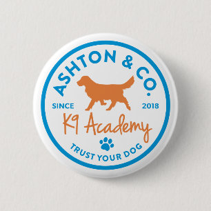 Ashton & Co. K9 Academy 2c Logo Light Ronde Button 5,7 Cm