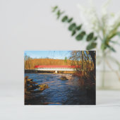 Ashuelot bedekte brug - van de rand van de rivier briefkaart (Staand voorkant)