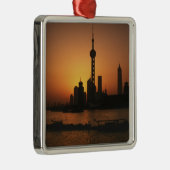 ASIA, China, Uitzicht Shanghai van Oriental Pearl Metalen Ornament (Rechts)