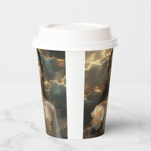 Asian Beauty With White Rose Papieren Bekers (Links)