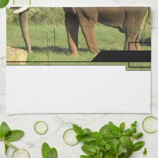 Asiatic Elephants Kitchen Towel Theedoek (Gevouwen)