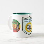 Asmara American School Cup Tweekleurige Koffiemok (Voorkant links)