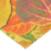 Aspen Leaves Collage Solid Medley 1 Tafelkleed (Gekanteld)