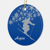 Aspen Snowflake Skier Persoonlijk Keramisch Ornament (Links)