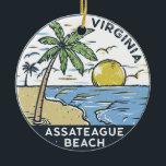 Assateague Beach Virginia Vintage Keramisch Ornament<br><div class="desc">Assateague Beach hand getekende illustratie met bergen en oceaangolven op de achtergrond. Ideaal voor iedereen die graag Assateague Beach wil bezoeken.</div>