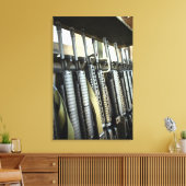 Assault-geweren staan klaar op het wapenrek canvas afdruk (Insitu (Woonkamer))