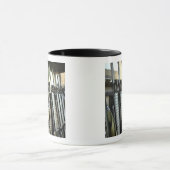 Assault-geweren staan klaar op het wapenrek mok (Midden)