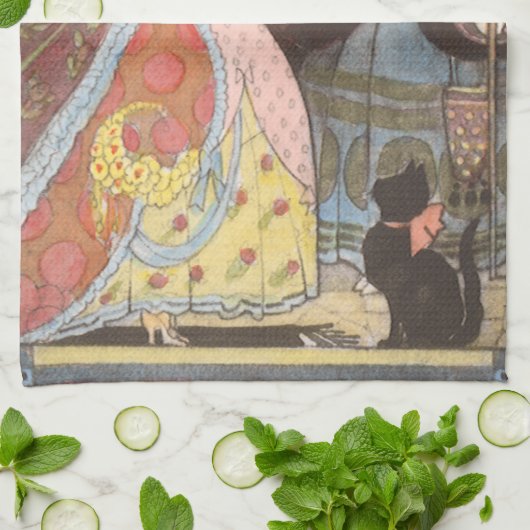 Assepoester en keiharde godmoeder, feiharde schil theedoek (Gevouwen)