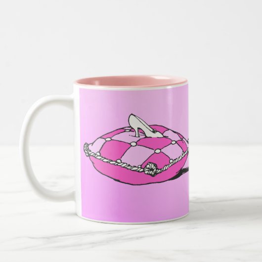 Assepoester Slipper over roze  kunst Tweekleurige Koffiemok (Links)