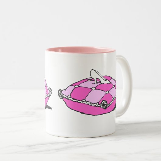 Assepoester Slipper over roze  kunst Tweekleurige Koffiemok (Voorkant rechts)