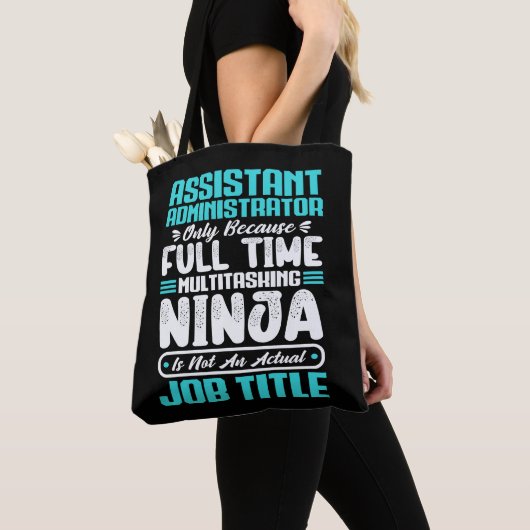 Assistent Administrator Multitasker Taak Titel Ski Tote Bag (Dichtbij)