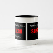 Assistent arts per dag Mok (Center)