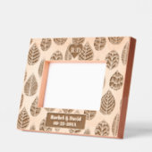 Assortiment van bladeren met initialen bruiloft gegraveerde lijstjes (Links)