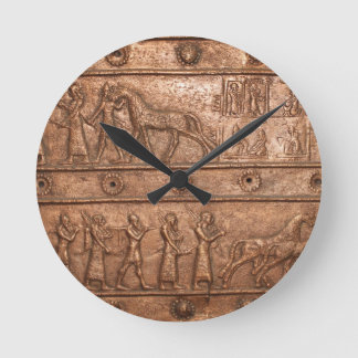 Assyrische poort ronde klok