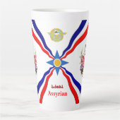 Assyrische vlag Latte Mok (Voorkant)