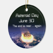 Asteroïde dag 30 juni keramisch ornament (Links)