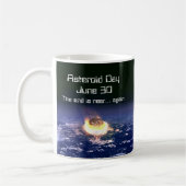 Asteroïde dag 30 juni koffiemok (Links)