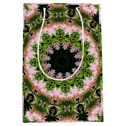 Astilbe Wreath Medium Cadeauzakje (Voorkant)