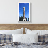 Astoria Column, Oregon Canvas Afdruk (Insitu (Slaapkamer))