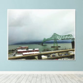 Astoria-Megler Bridge, Astoria, Oregon Canvas Afdruk (Insitu (Houten vloer))