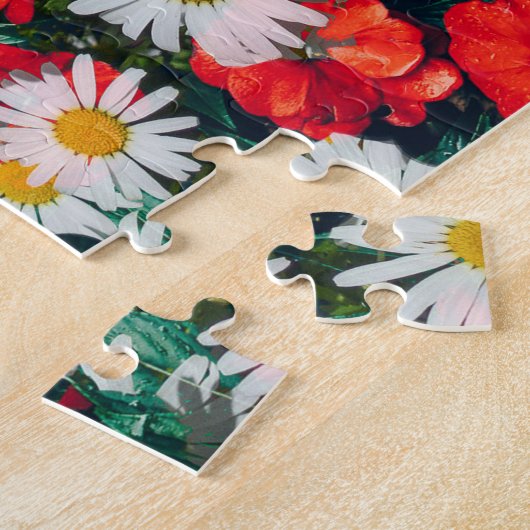 Astronaunt in Rode en Witte Bloemen Legpuzzel (Zijkant)