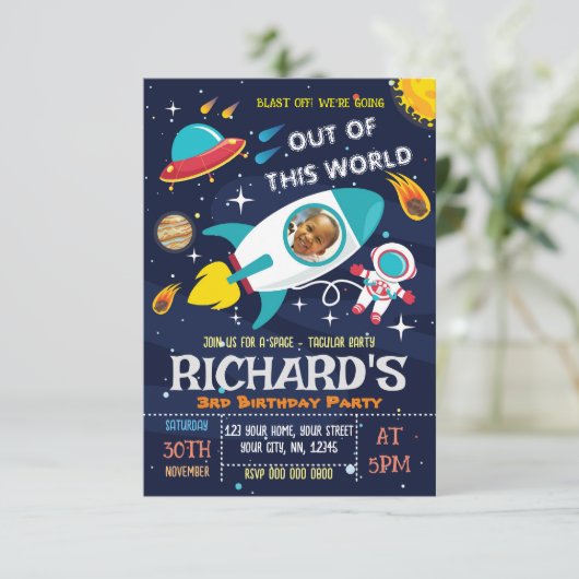 Astronaut Birthday Uitnodiging met foto (Staand voorkant)