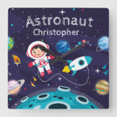 Astronaut child on the moon, monogrammed name vierkante klok (Voorkant)